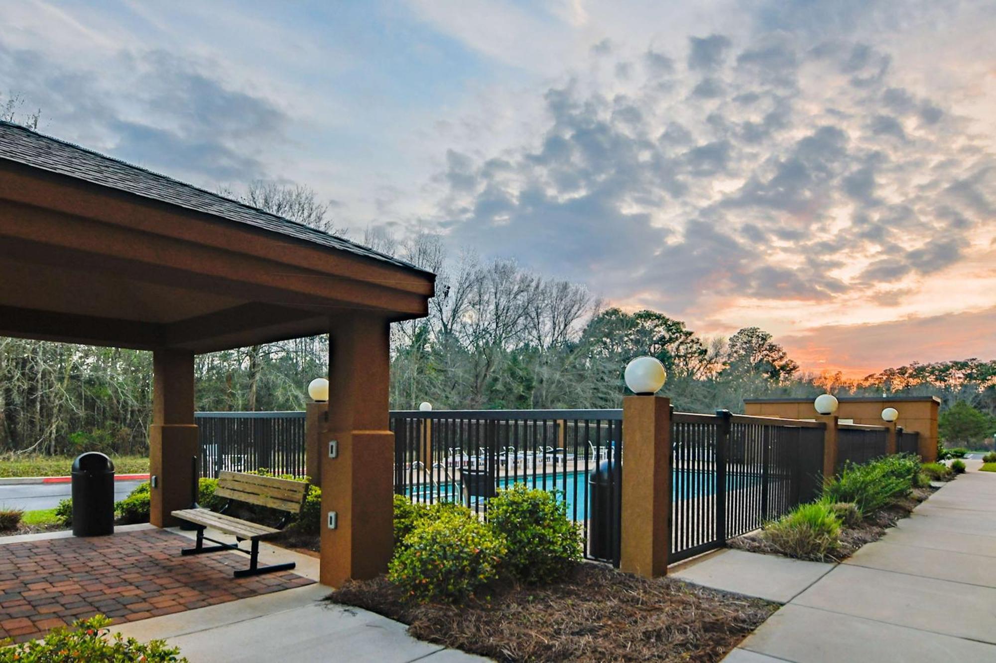 Hampton Inn Foley Kültér fotó